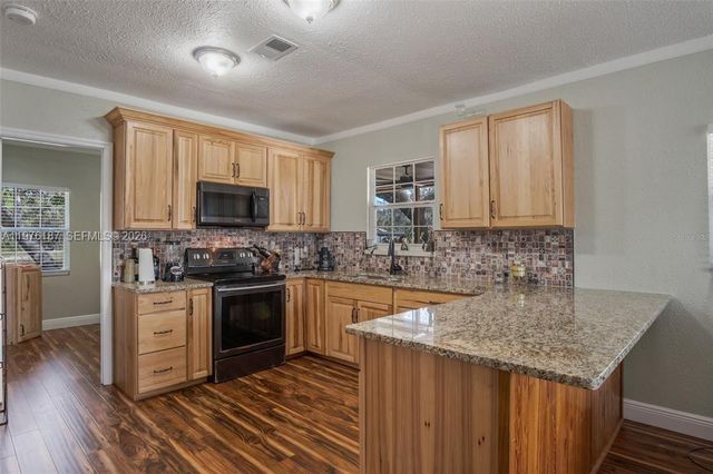 40140 SWIFT RD, Other City - In The State Of Florida, FL 32736