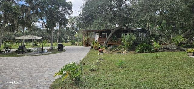 40140 SWIFT RD, Other City - In The State Of Florida, FL 32736