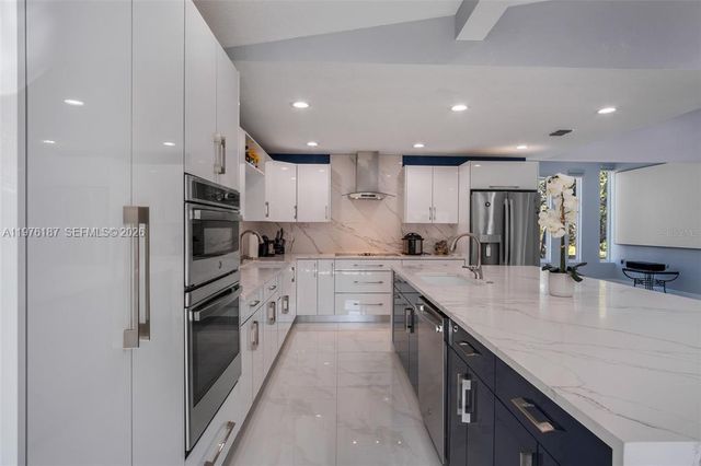 40140 SWIFT RD, Other City - In The State Of Florida, FL 32736