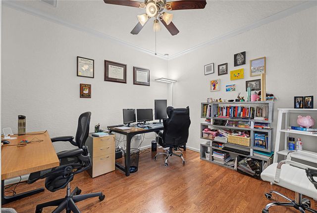 2710 Golden Creek Lane, Pearland, TX 77584