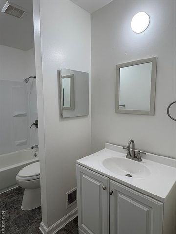 433 Navahoe Street, Detroit, MI 48215