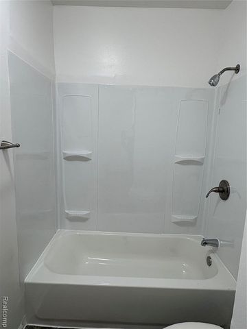 433 Navahoe Street, Detroit, MI 48215