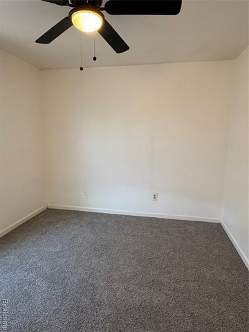 433 Navahoe Street, Detroit, MI 48215