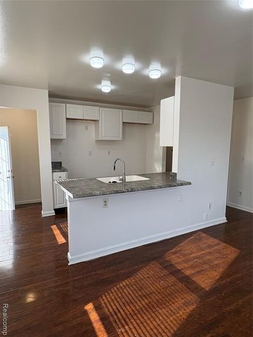 433 Navahoe Street, Detroit, MI 48215