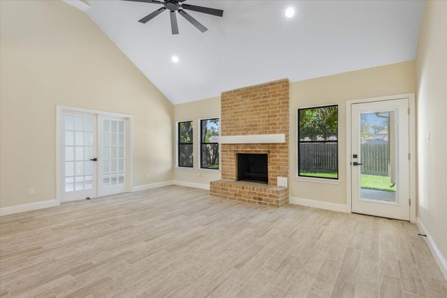 2126 Windmill Drive, Richmond, TX 77406