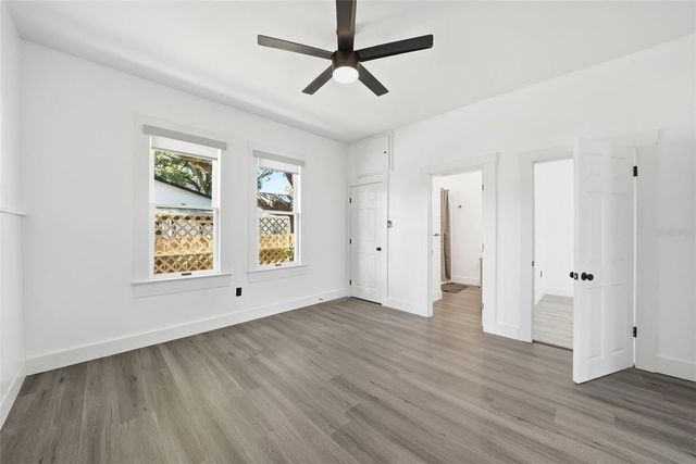 1024 E 19TH AVENUE, Tampa, FL 33605