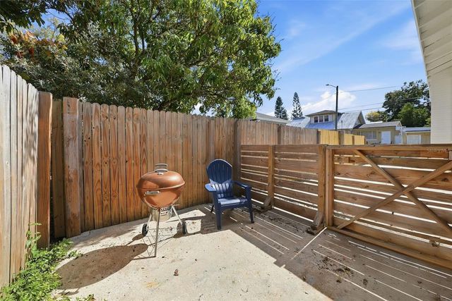 1024 E 19TH AVENUE, Tampa, FL 33605