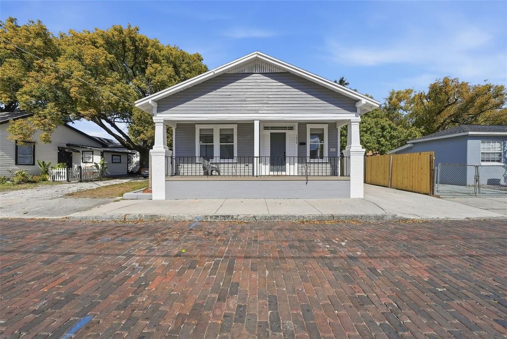 1024 E 19TH AVENUE, Tampa, FL 33605