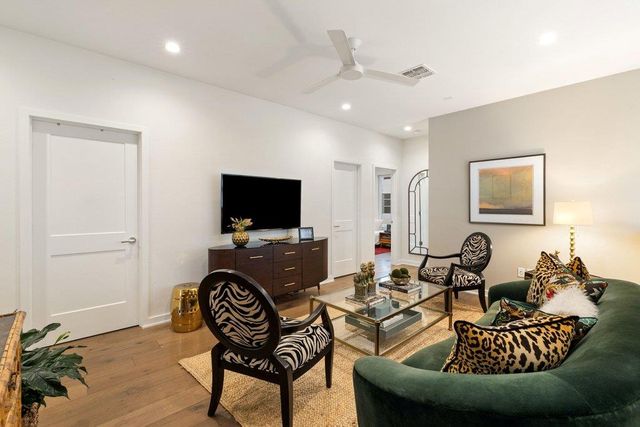 2528 Watkins WAY, Austin, TX 78746