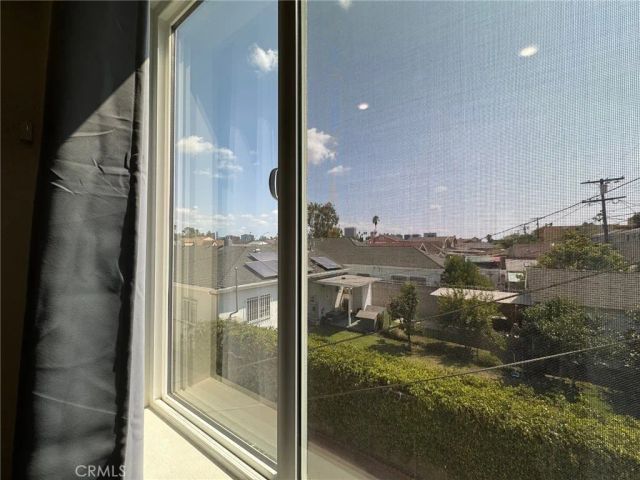 209 N Serrano Avenue, Los Angeles, CA 90004