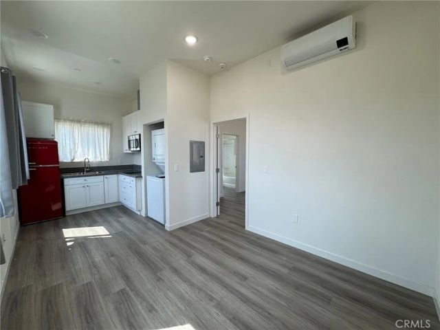 209 N Serrano Avenue, Los Angeles, CA 90004