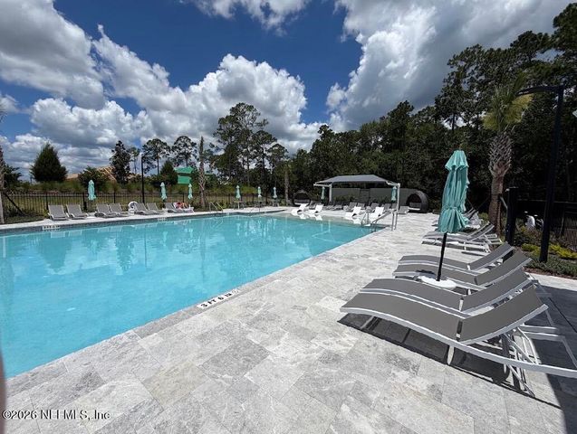 8421 HORSEBIT Circle 282, Jacksonville, FL 32219
