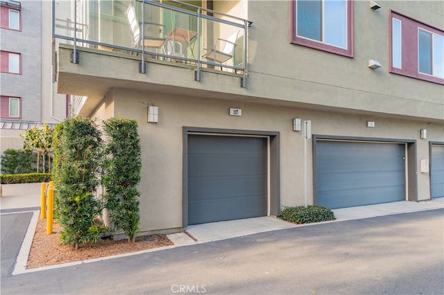 117 Bowery, Irvine, CA 92612