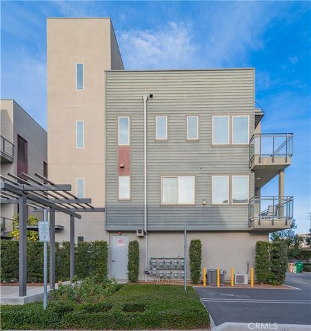 117 Bowery, Irvine, CA 92612