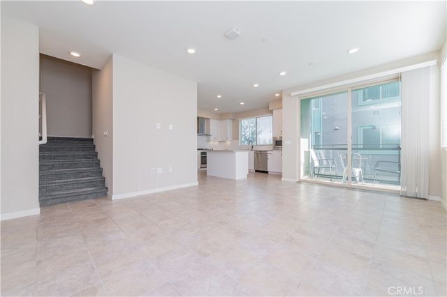 117 Bowery, Irvine, CA 92612