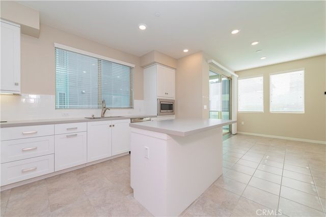 117 Bowery, Irvine, CA 92612