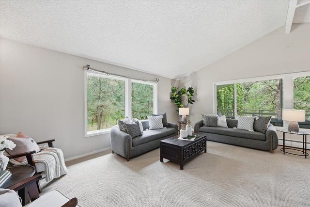 5007 S Mohawk Dr, Spokane Valley, WA 99206