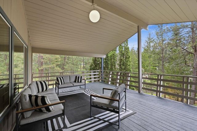 5007 S Mohawk Dr, Spokane Valley, WA 99206