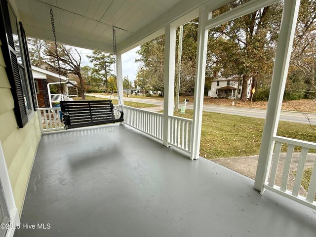 25960 Us 264 Highway E, Pantego, NC 27860