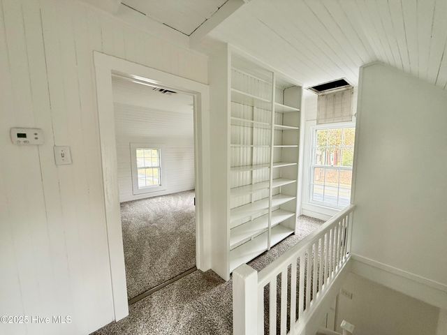 25960 Us 264 Highway E, Pantego, NC 27860