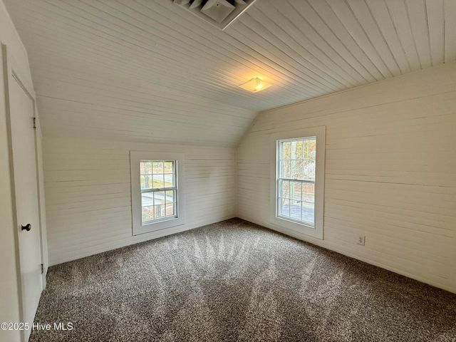 25960 Us 264 Highway E, Pantego, NC 27860