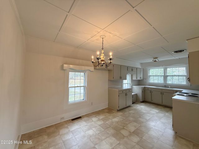 25960 Us 264 Highway E, Pantego, NC 27860