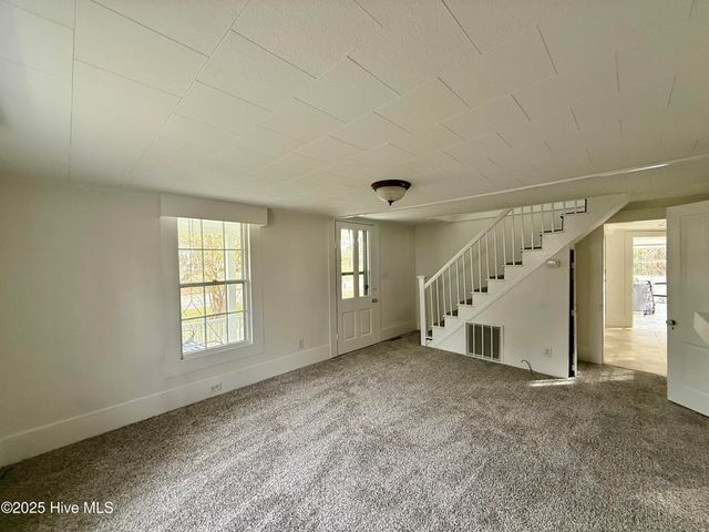 25960 Us 264 Highway E, Pantego, NC 27860