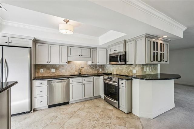 25316 Plantation Drive NE 316, Atlanta, GA 30324