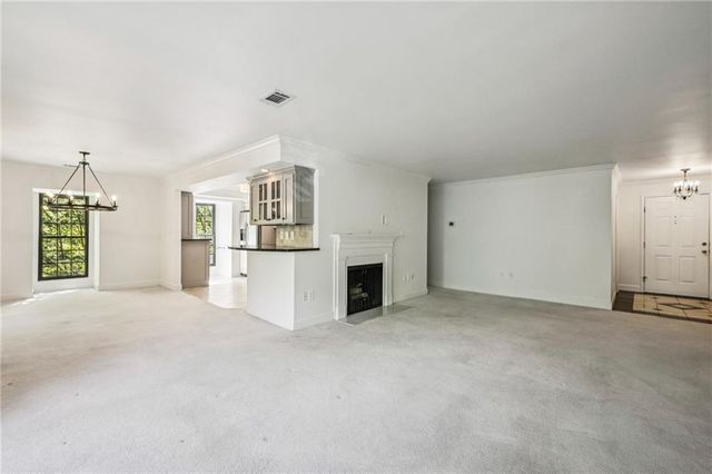 25316 Plantation Drive NE 316, Atlanta, GA 30324