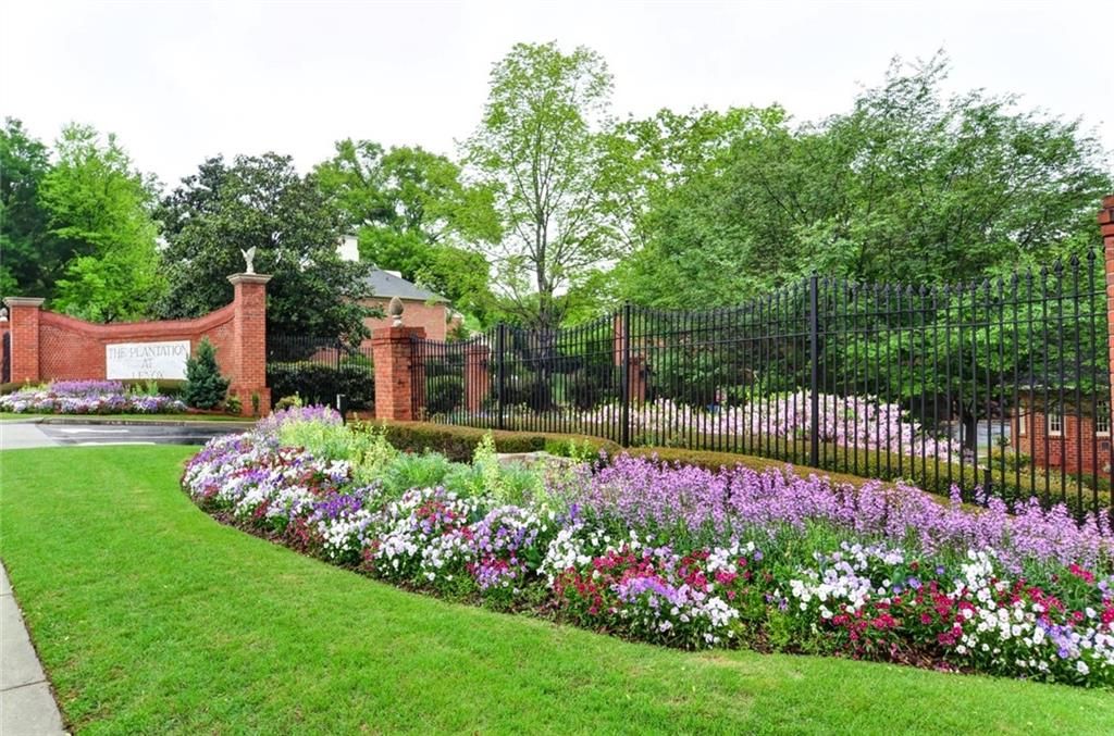 25316 Plantation Drive NE 316, Atlanta, GA 30324
