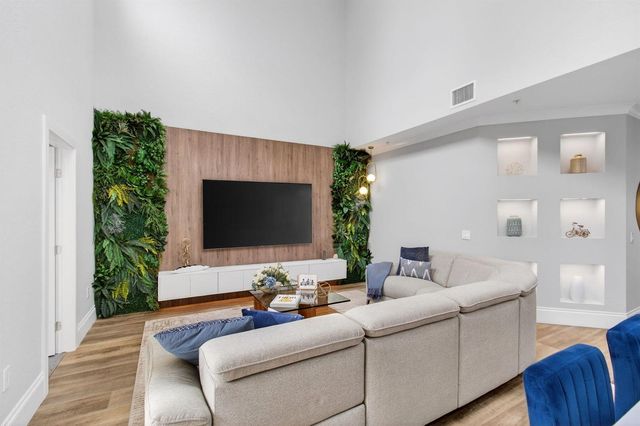 1942 NE 6th Street C, Deerfield Beach, FL 33441