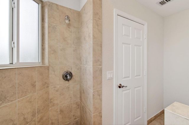1942 NE 6th Street C, Deerfield Beach, FL 33441