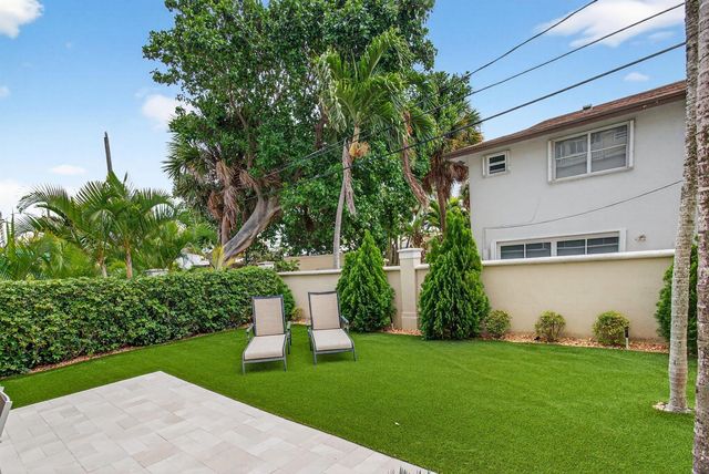 1942 NE 6th Street C, Deerfield Beach, FL 33441
