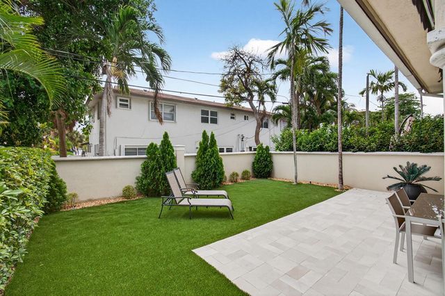 1942 NE 6th Street C, Deerfield Beach, FL 33441