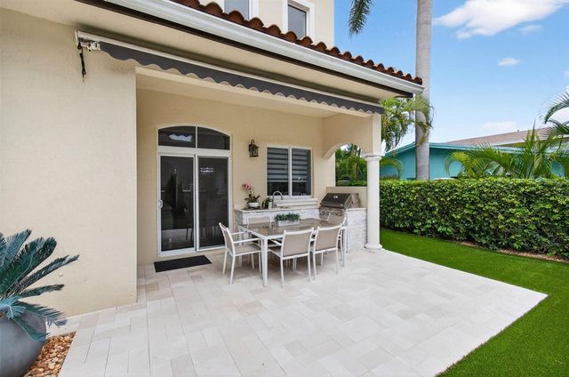 1942 NE 6th Street C, Deerfield Beach, FL 33441