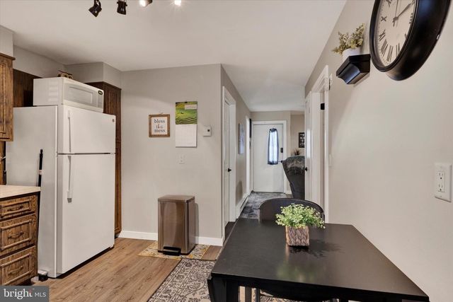 219 W MAIN ST, Fleetwood, PA 19522