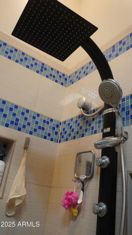 920 W TAMARISK Street, Phoenix, AZ 85041