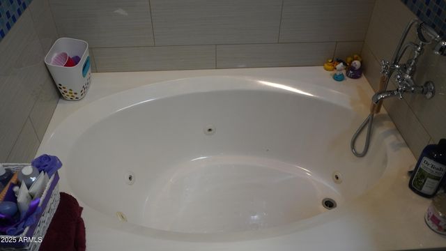 920 W TAMARISK Street, Phoenix, AZ 85041