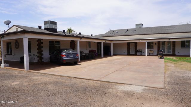 920 W TAMARISK Street, Phoenix, AZ 85041