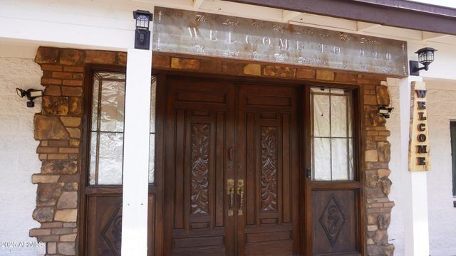 920 W TAMARISK Street, Phoenix, AZ 85041