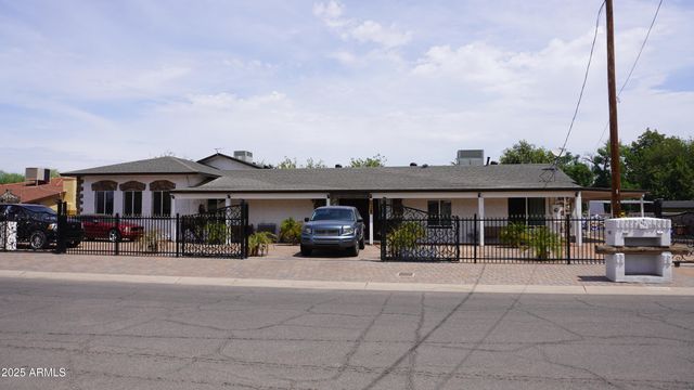 920 W TAMARISK Street, Phoenix, AZ 85041