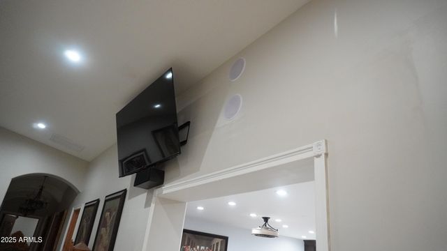 920 W TAMARISK Street, Phoenix, AZ 85041