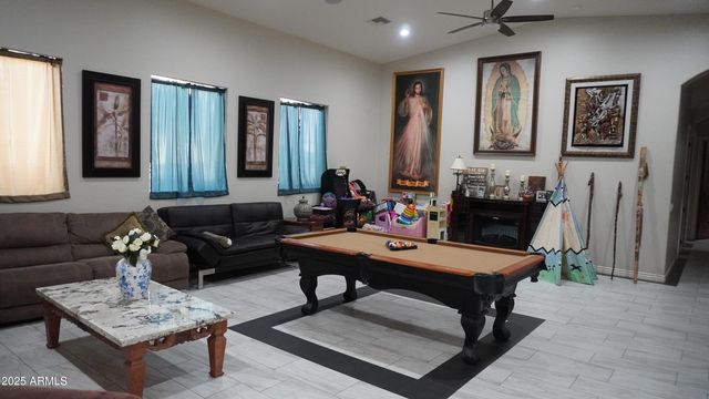 920 W TAMARISK Street, Phoenix, AZ 85041