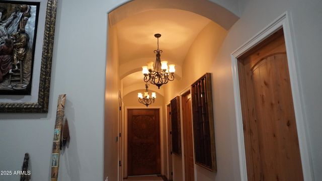 920 W TAMARISK Street, Phoenix, AZ 85041