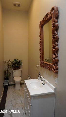 920 W TAMARISK Street, Phoenix, AZ 85041