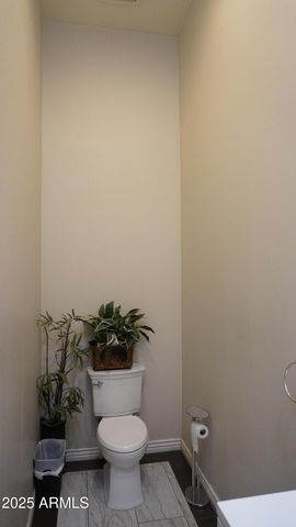 920 W TAMARISK Street, Phoenix, AZ 85041