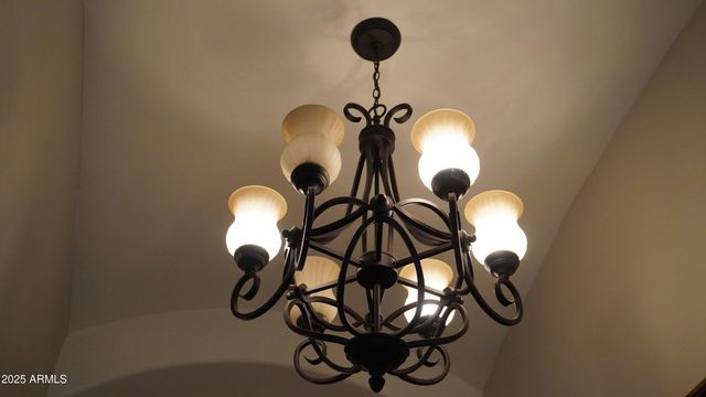 920 W TAMARISK Street, Phoenix, AZ 85041