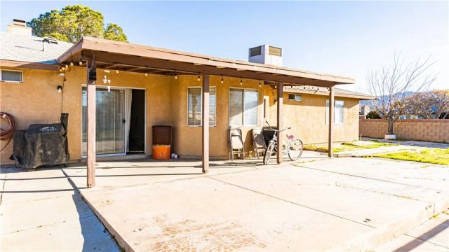 22993 Eyota, Apple Valley, CA 92308
