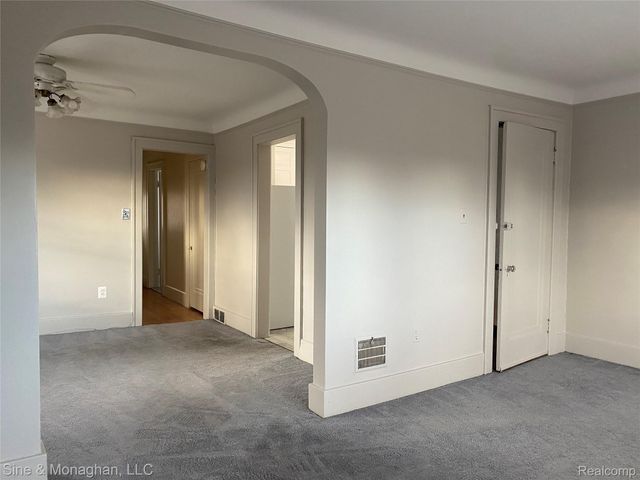 203 Virginia Avenue, Royal Oak, MI 48067