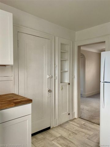 203 Virginia Avenue, Royal Oak, MI 48067